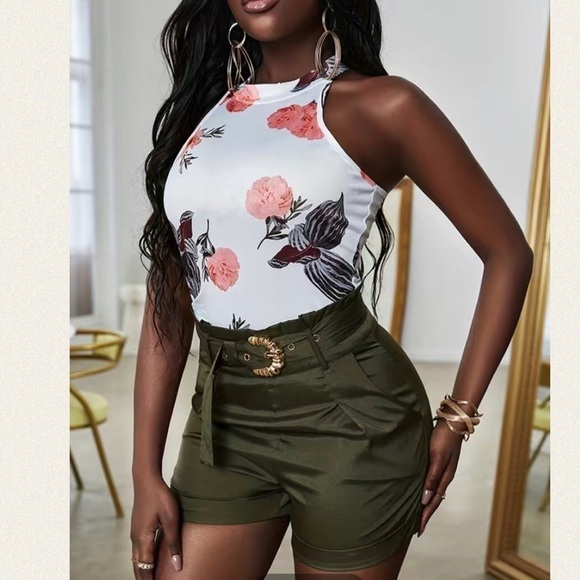 NEW 2pc Outfit Floral Print Halter Top & Army Green Shorts w/ Belt Size XL - Picture 2 of 15